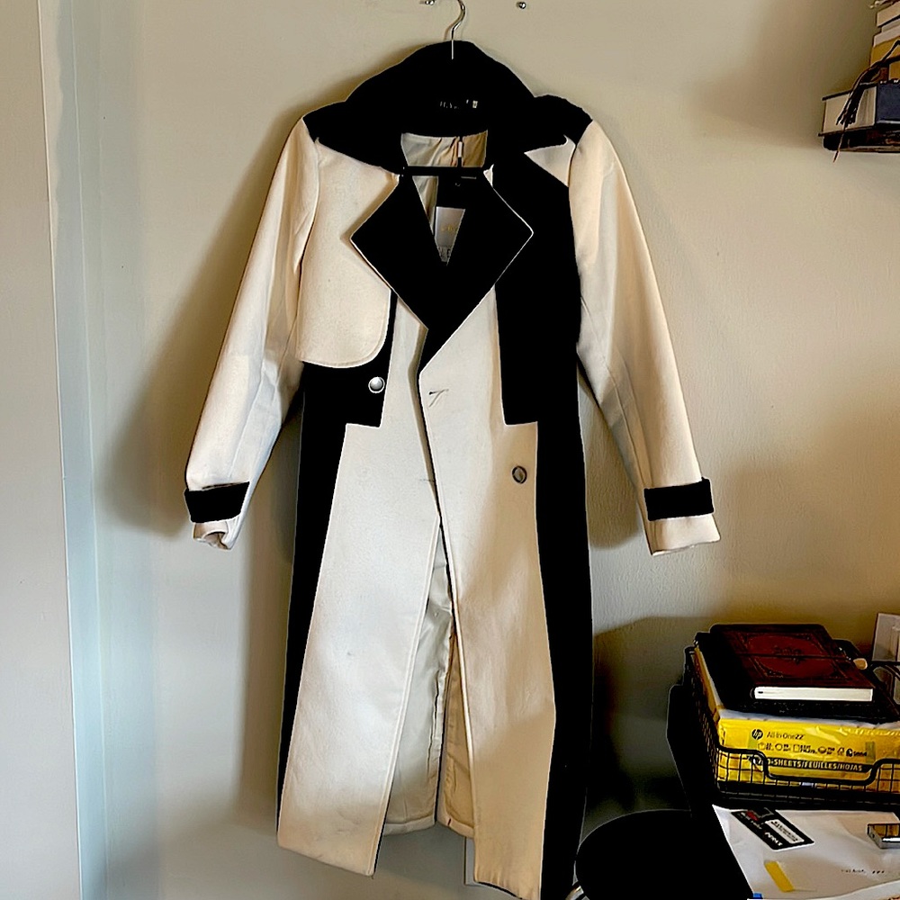 HEAVY WARM Belted Wool Coat- Gorgeous!